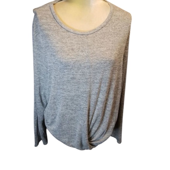 Ava&Viv v neck long sleeve top in gray heathered fabric size 2X (oversized) - Picture 1 of 7